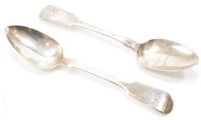 PAIR OF GEOREGIAN ANTIQUE FIDDLE PATTERN TEASPOONS