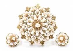 INDIAN YELLOW METAL & PEARL FILIGREE JEWELLERY SET