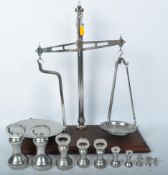 PAIR OF VINTAGE SHOP GROCERS & WEIGHTS