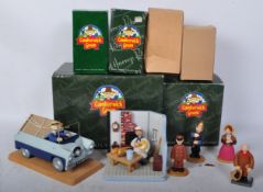 CAMBERWICK GREEN – ROBERT HARROP – X6 FIGURINES / STATUES