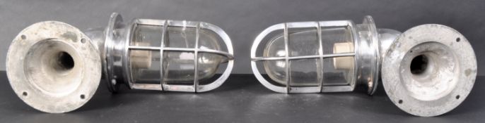 MARITIME / NAUTICAL VINTAGE SWAN NECK CHROME BULKHEAD LIGHT