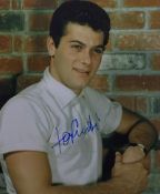 TONY CURTIS (1925-2010) - AUTOGRAPHED 8X10