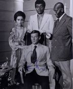 SIR ROGER MOORE (1927-2017) - JAMES BOND 007 SIGNED PHOTO - AFTAL
