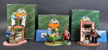 CAMBERWICK GREEN – ROBERT HARROP – FIGURINES / STATUES