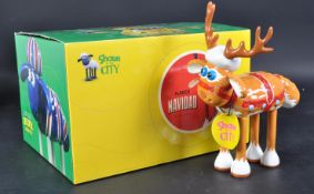 SHAUN THE SHEEP - SHAUN IN THE CITY COLLECTABLE FIGURINE