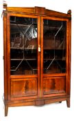 19TH CENTURY MAHOGANY CONTINENTAL CABINET VITRINE