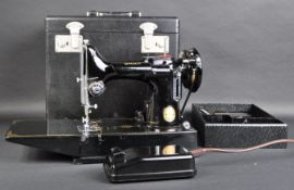 SINGER SEWING MACHINE - FEATHERWEIGHT MODEL 221K