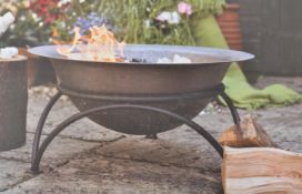WOODLODGE - BOXED & NEW CAST IRON FIRE PIT
