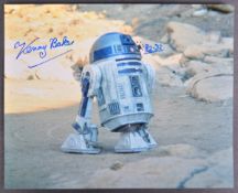STAR WARS - KENNY BAKER (1934-2016) -SIGNED 8X10