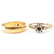 TWO VINTAGE GOLD RINGS - BAND RING & CLUSTER RING