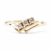 HALLMARKED 9CT GOLD & WHITE STONE WISHBONE RING