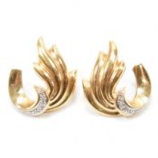 VINTAGE 18CT GOLD & DIAMOND STUD EARRINGS