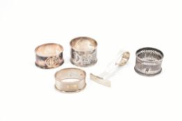 COLLECTION OF HALLMARKED SILVER NAPKIN RINGS & PUSHER