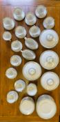 EXTENSIVE VINTAGE ROYAL DOULTON BERKSHIRE DINNER SERVICE