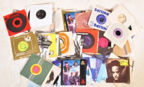 LARGE COLLECTION OF VINTAGE 7