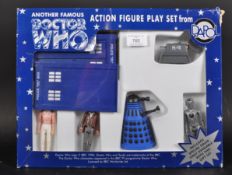 DOCTOR WHO - DAPOL - VINTAGE ACTION FIGURE SET