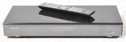 PANASONIC - DMP-UB900 BLU RAY / DVD PLAYER