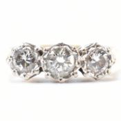 VINTAGE GOLD & DIAMOND 3 STONE RING