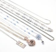 ASSORTMENT OF SILVER NECKLACES & PENDANTS