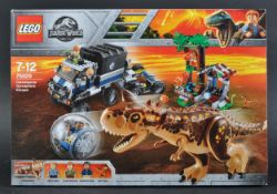 LEGO SET - JURASSIC WORLD - 75929 - CARNOTAURUS GYROSPHERE ESCAPE