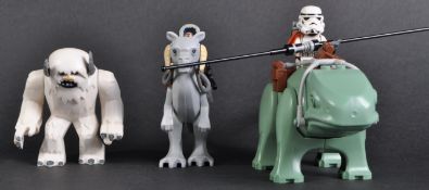 LEGO FIGURES - STAR WARS - DEWBACK, HOTH WAMPA & TAUNTAUN