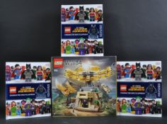 LEGO SETS - WONDER WOMEN & DC CHARACTER ENCYCLOPEDIA