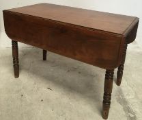 EARLY 20TH CENTURY PEMBROKE COFFEE TABLE