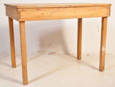 VICTORIAN 19TH CENTURY COUNTRY PINE DINING TABLE