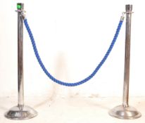 CONTEMPORARY BARRIER POST & ROPE