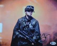 STAR WARS - ROGUE ONE - FELICITY JONES SIGNED 8X10