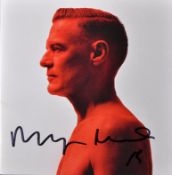 BRYAN ADAMS - CANADIAN SINGER / SONGWRITER SIGNED CD COVER