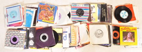 COLLECTION OF APPROX 300+ VINTAGE 20TH CENTURY 45RPM VINYL SINGLES