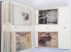 LARGE COLLECTION OF VICTORIAN CARTE DE VISITE PHOTOGRPAHS