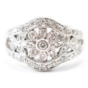 HALLMARKED 18CT WHITE GOLD & DIAMOND RING