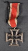 WWII SECOND WORLD WAR GERMAN THIRD REICH IRON CROSS MEDAL