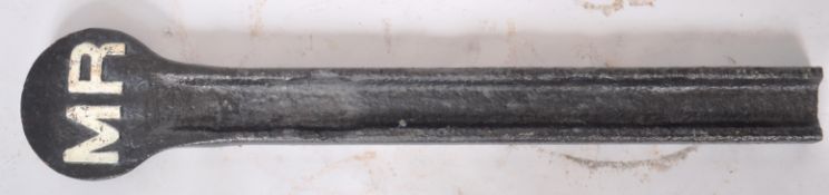 MIDLAND RAILWAY VINTAGE BOUNDARY MARKER