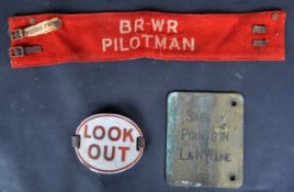 A COLLECTION OF RAILWAY MEMORABILIA
