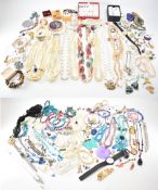 COLLECTION OF VINTAGE COSTUME JEWELLERY