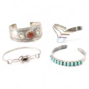 GROUP OF VINTAGE SILVER BANGLE BRACELETS