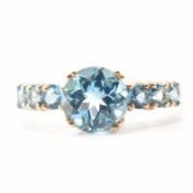 9CT GOLD & BLUE STONE DRESS RING
