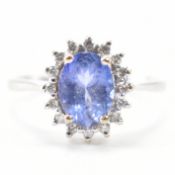 HALLMARKED 18CT GOLD TANZANITE & DIAMOND CLUSTER RING