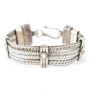 VINTAGE INDIAN SILVER BRACELET