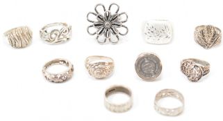 GROUP OF 925 SILVER RINGS
