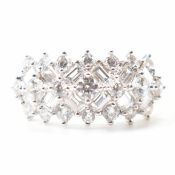 HALLMARKED 14CT GOLD & CZ CLUSTER RING