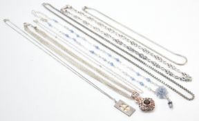 ASSORTMENT OF SILVER NECKLACES & PENDANTS