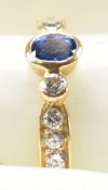18CT GOLD SAPPHIRE & DIAMOND RING