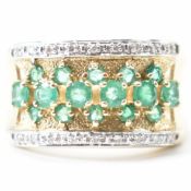 HALLMARKED 9CT GOLD DIAMOND & GREEN STONE RING