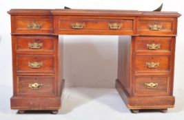 EDWARDIAN MAHOGANY TWIN PEDESTAL WRITING DESK