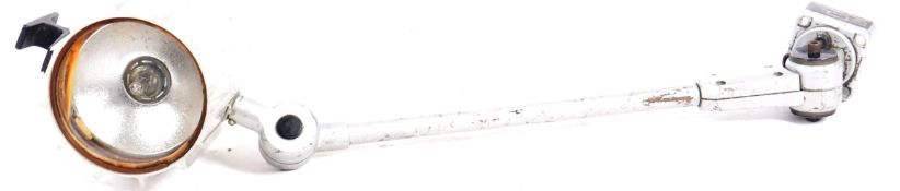 WALDMAN ADJUSTABLE PROFESSIONAL LIGHT