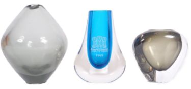 ORREFORS / WHITEFRIARS - SELECTION OF GLASS VASES